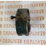 Feu arrière avec éclaireur de plaque