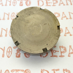 Bouchon nickelé   Ø filetage intérieur 49 mm