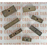 Linguet métallique de chape de liaison de magnéto, dynamo ou autre