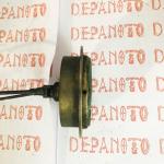 Manomètre d'huile indiquant la circulation et la quantité d'huile.