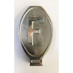 F vertical en aluminium